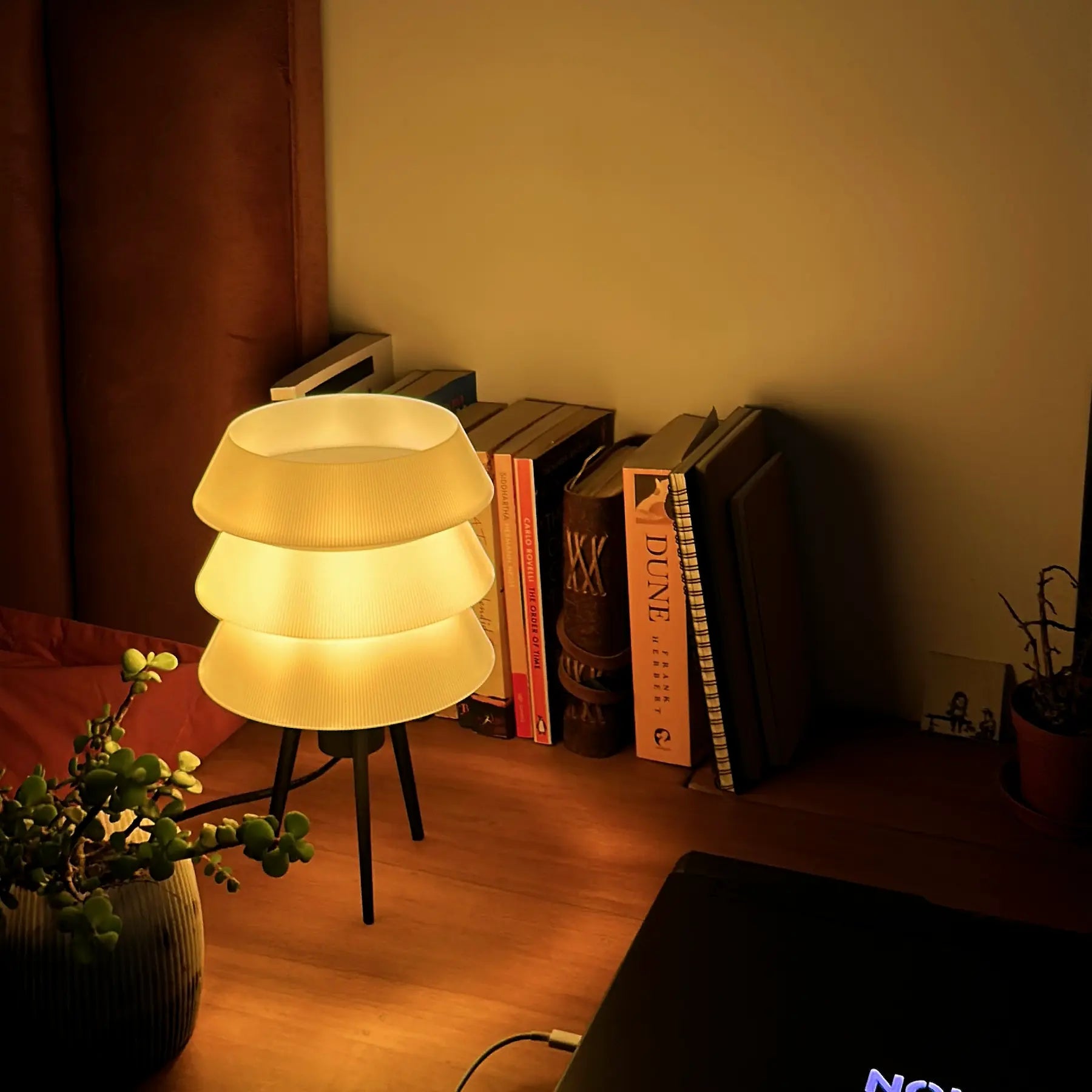 Oriro Lamp
