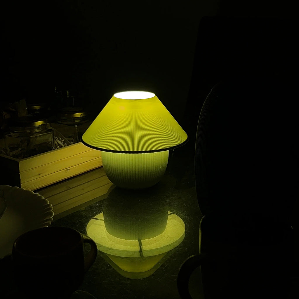 Maia Lamp - Matcha Green