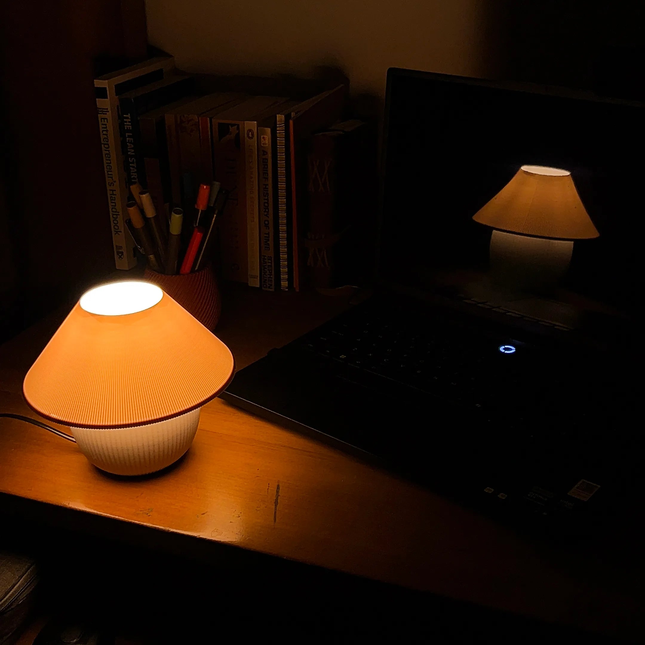 Maia Lamp - Bone White