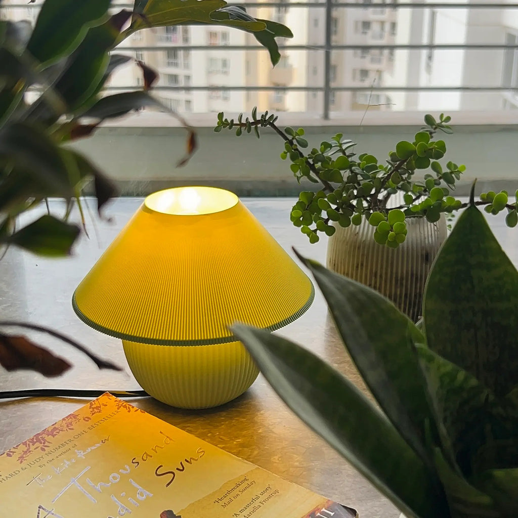 Maia Lamp - Matcha Green