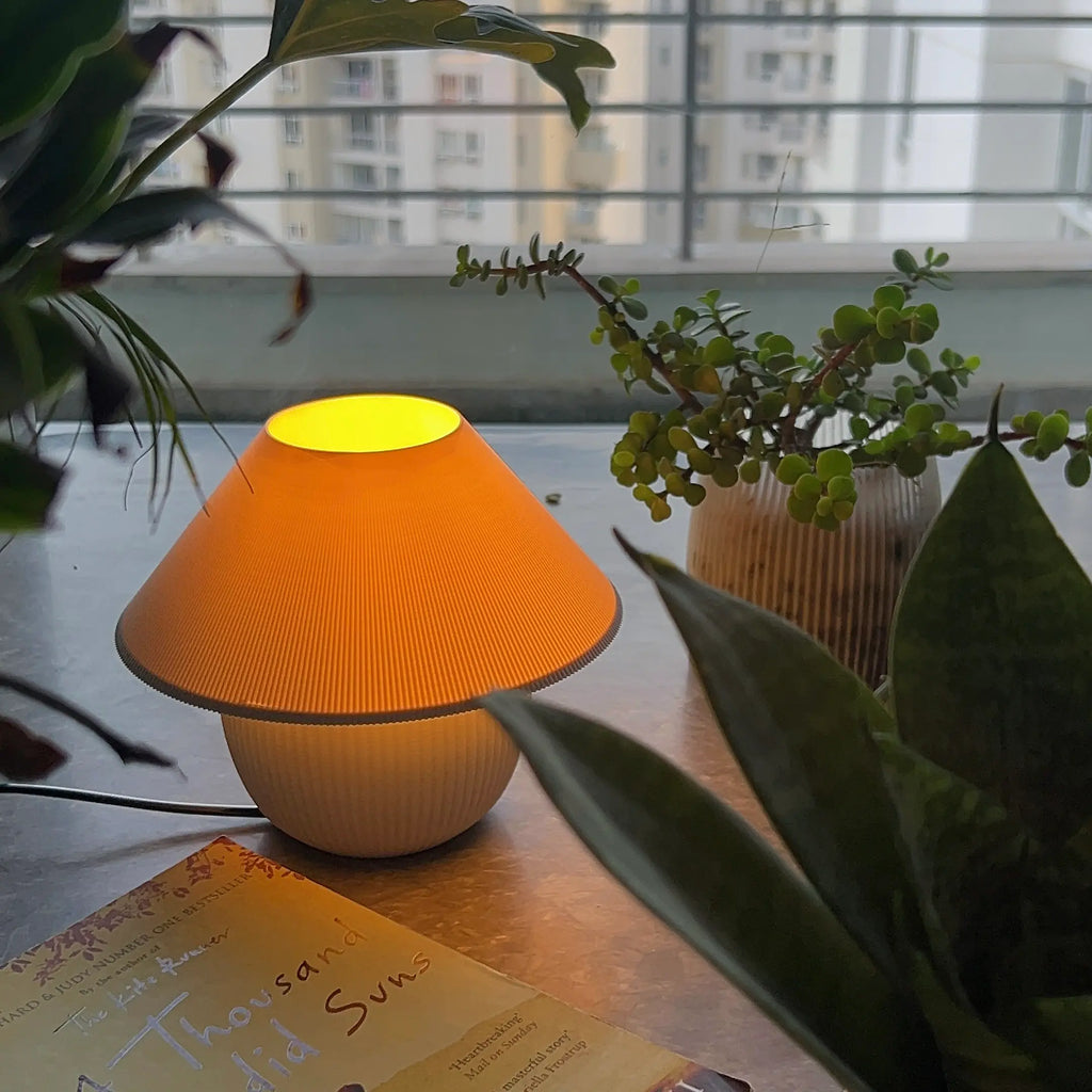 Maia Lamp - Bone White