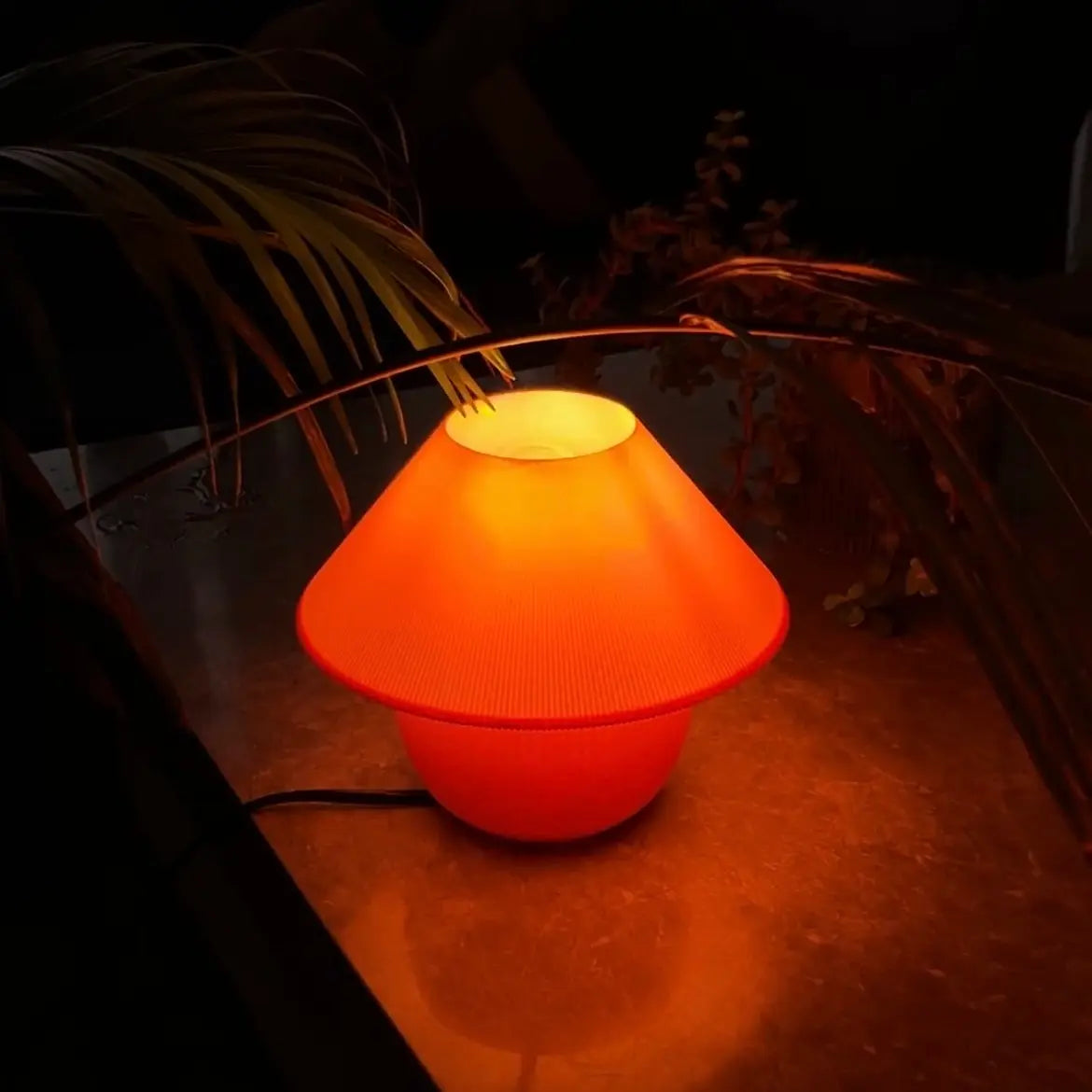 Maia Lamp - Baby Pink